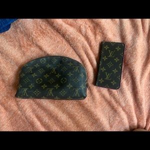 Bundle* LV pouch and phone cover authentic